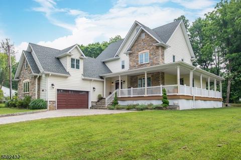 12 Garabrant St, Mendham, NJ 07945 photo 2
