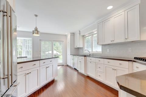 22 Geneva Ct, Wayne, NJ 07470 photo 11