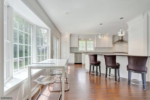 22 Geneva Ct, Wayne, NJ 07470 photo 8
