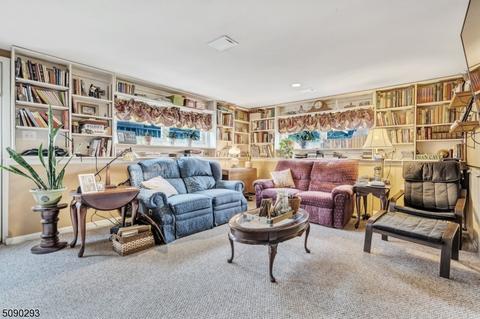 348 Codrington Pl, Bound Brook, NJ 08805 photo 12