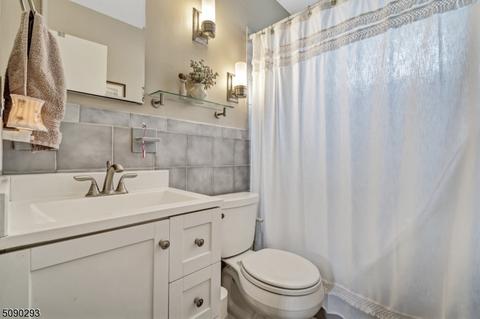 348 Codrington Pl, Bound Brook, NJ 08805 photo 21