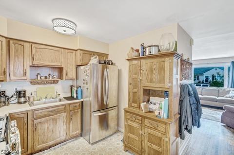 348 Codrington Pl, Bound Brook, NJ 08805 photo 11