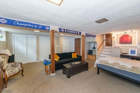 65 Laauwe Ave, Wayne, NJ 07470 photo 19