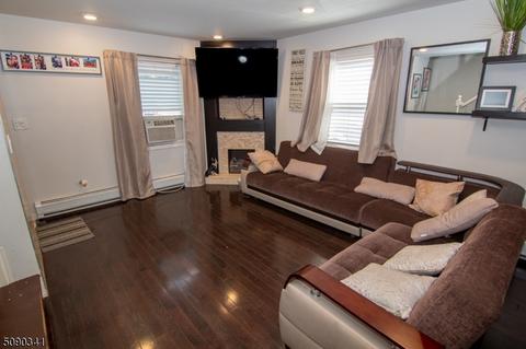 923 Middlesex St, Linden, NJ 07036 photo 4