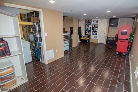 923 Middlesex St, Linden, NJ 07036 photo 17
