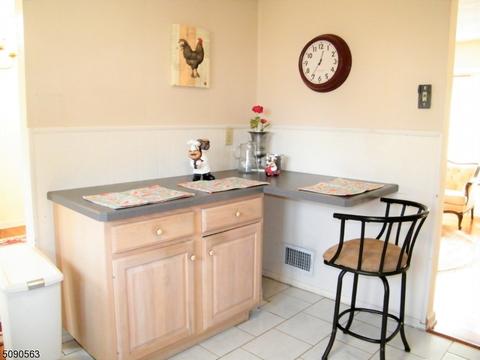 61 Rieder Rd, Edison, NJ 08817 photo 7