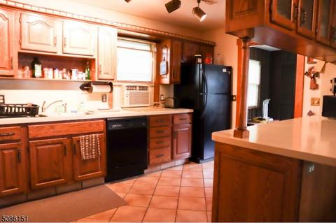 4 Lee Hill Rd, Byram Township, NJ 07821 photo 12