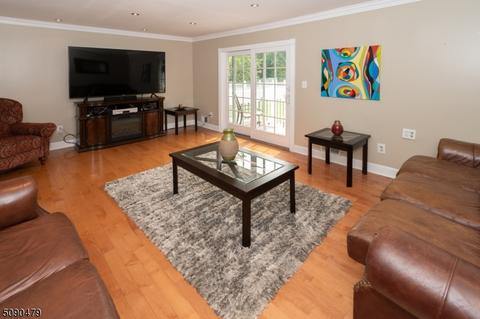 279 Plainfield Rd, Edison, NJ 08820 photo 8