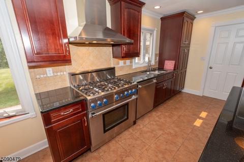 279 Plainfield Rd, Edison, NJ 08820 photo 13