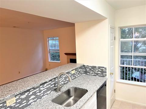 3208 Schindler Ln, Wayne, NJ 07470 photo 9