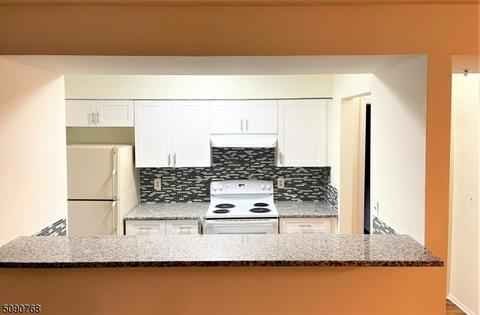 3208 Schindler Ln, Wayne, NJ 07470 photo 8