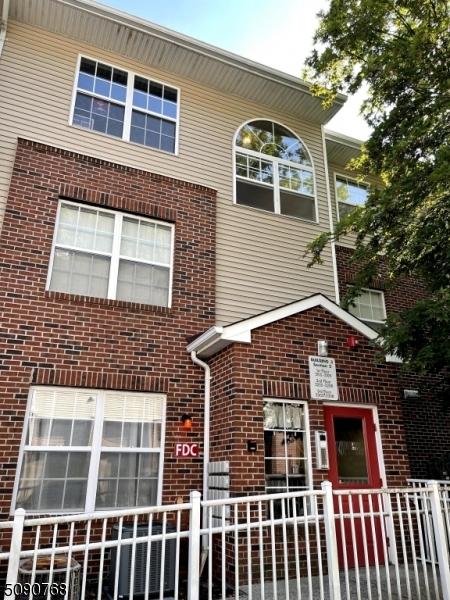 3208 Schindler Ln, Wayne, NJ 07470 photo 2