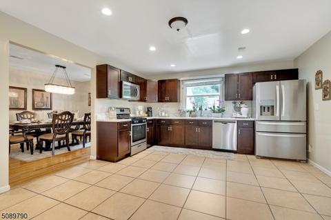144 Bailey Ave, Hillside, NJ 07205 photo 10