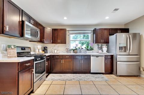 144 Bailey Ave, Hillside, NJ 07205 photo 9