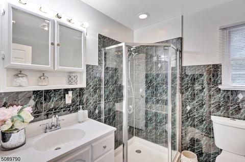 144 Bailey Ave, Hillside, NJ 07205 photo 21