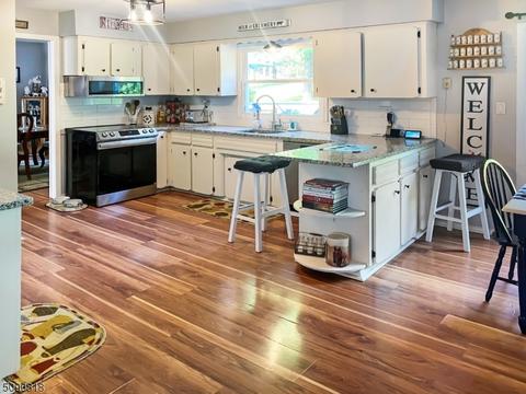 14 Rolling View Dr, Hackettstown, NJ 07840 photo 5