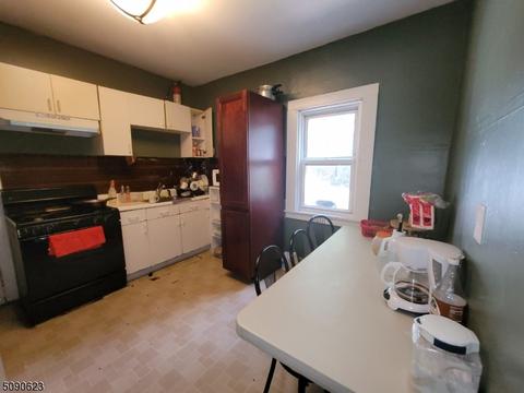 447 Orchard Pl, Plainfield, NJ 07060 photo 5