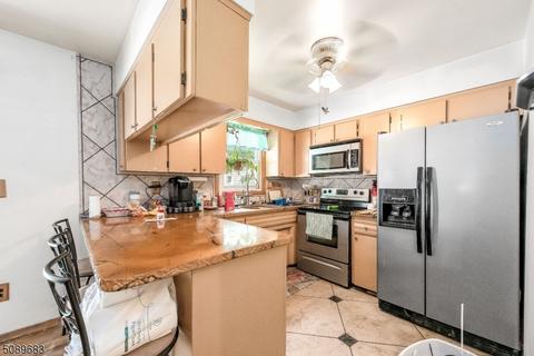 4 Shears Rd, Stanhope, NJ 07874 photo 3