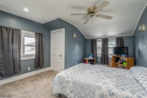 319 Dorn Ave, Middlesex, NJ 08846 photo 23