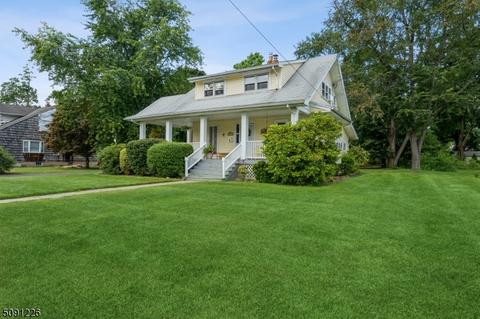 319 Dorn Ave, Middlesex, NJ 08846 photo 2
