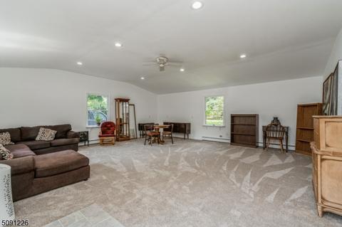 319 Dorn Ave, Middlesex, NJ 08846 photo 27
