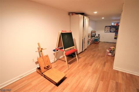 70 Hancox Ave, Nutley, NJ 07110 photo 19