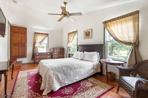 16 Marlborough Ave, Middlesex, NJ 08846 photo 20