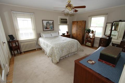 272 Hamilton Pl, Hackensack, NJ 07601 photo 13