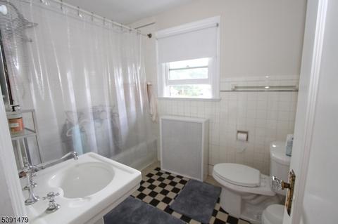 272 Hamilton Pl, Hackensack, NJ 07601 photo 24