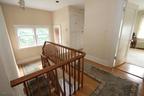 272 Hamilton Pl, Hackensack, NJ 07601 photo 12