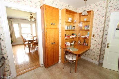 272 Hamilton Pl, Hackensack, NJ 07601 photo 10