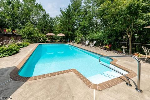 4 Mountainside Dr, Wayne, NJ 07470 photo 10