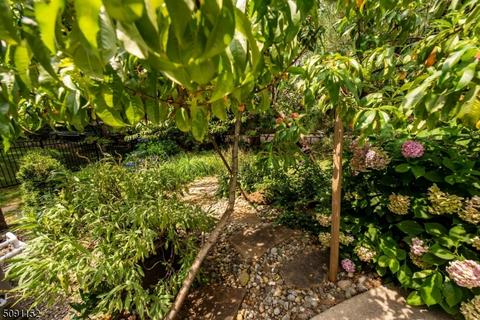 4 Mountainside Dr, Wayne, NJ 07470 photo 8