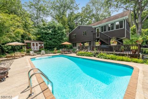 4 Mountainside Dr, Wayne, NJ 07470 photo 11
