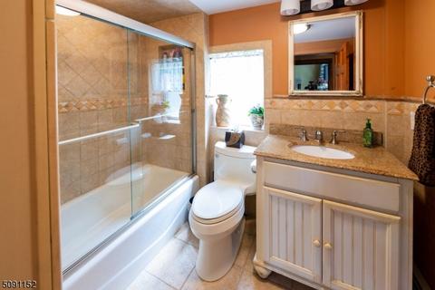 4 Mountainside Dr, Wayne, NJ 07470 photo 21