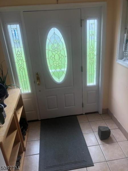 73 Village Dr, Wayne, NJ 07470 photo 4