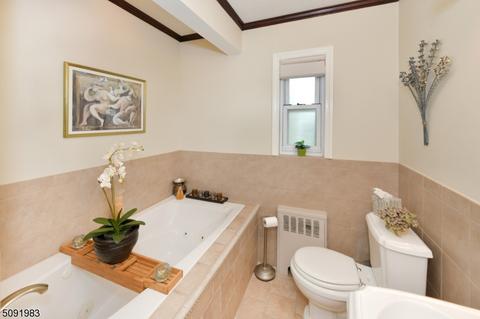 453 Nevada St, Paramus, NJ 07652 photo 8
