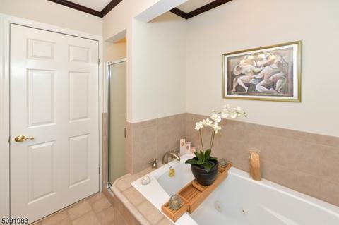 453 Nevada St, Paramus, NJ 07652 photo 9