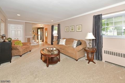 453 Nevada St, Paramus, NJ 07652 photo 3