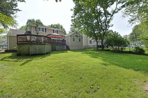 453 Nevada St, Paramus, NJ 07652 photo 28