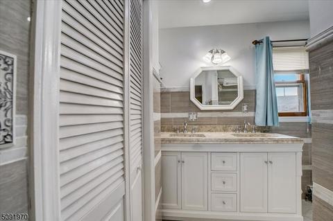 1504 Brookside Dr, Union, NJ 07083 photo 14