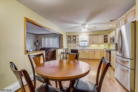 1504 Brookside Dr, Union, NJ 07083 photo 10