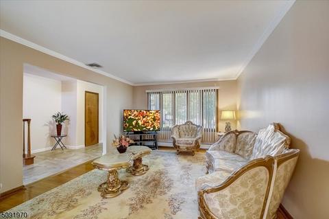 1504 Brookside Dr, Union, NJ 07083 photo 3
