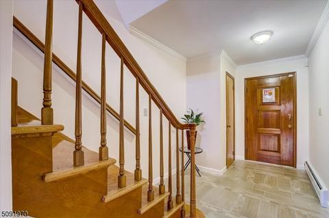 1504 Brookside Dr, Union, NJ 07083 photo 2