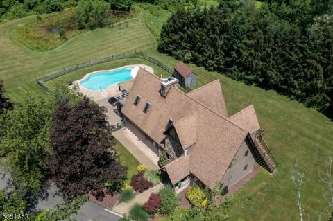 339 Hackett Rd, Hampton, NJ 08827 photo 4