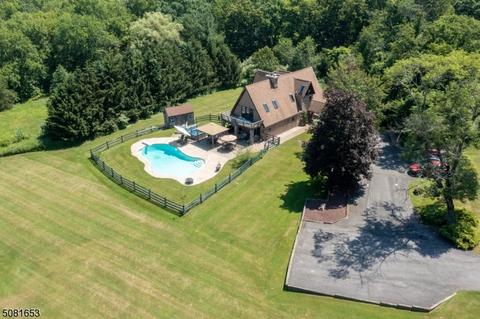 339 Hackett Rd, Hampton, NJ 08827 photo 2
