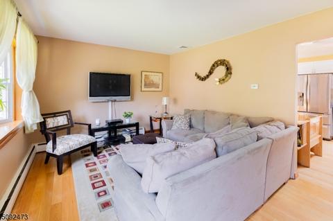 21 North Rd, Wayne, NJ 07470 photo 4