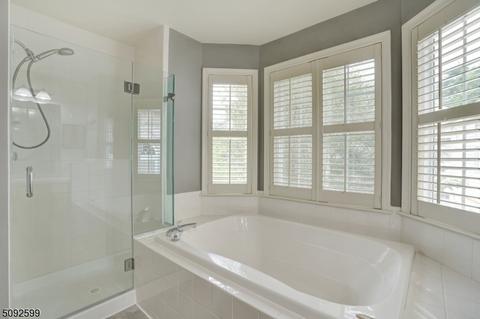 79 Arrowgate Dr, Randolph, NJ 07869 photo 15