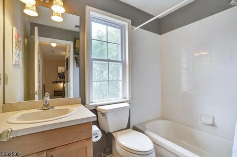 79 Arrowgate Dr, Randolph, NJ 07869 photo 19