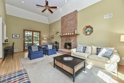 65 Fieldstone Rd, Montgomery, NJ 08558 photo 9